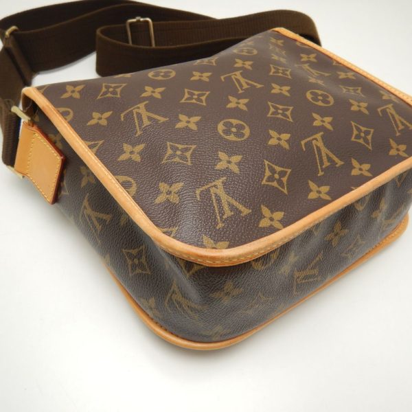 4 Louis Vuitton Monogram messenger Bosphore PM Shoulder Bag Brown