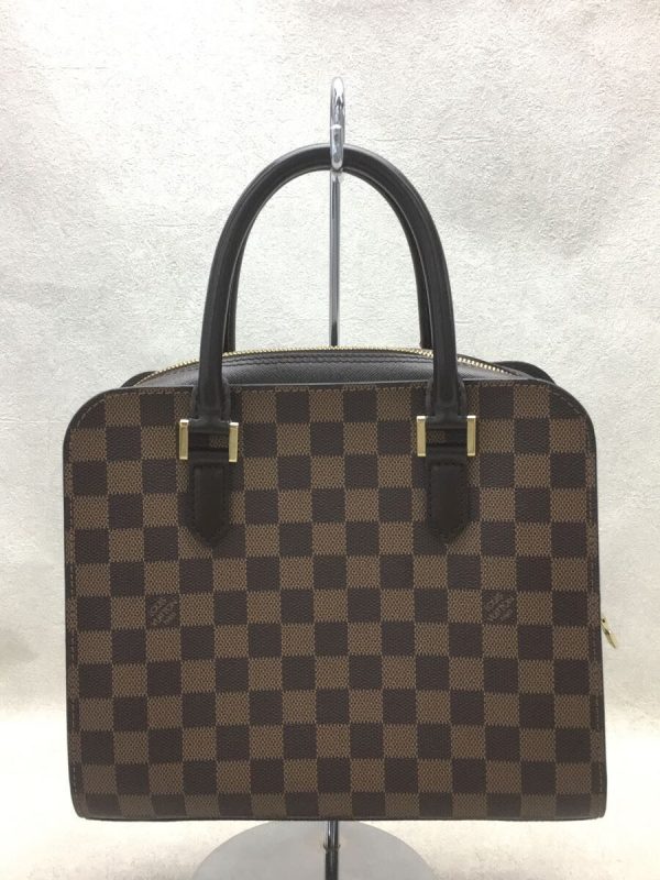 4 Louis Vuitton Handba Damier