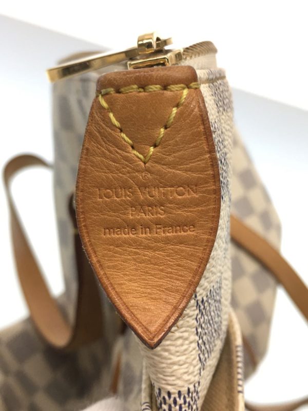 4 Louis Vuitton Totally PM Handbag