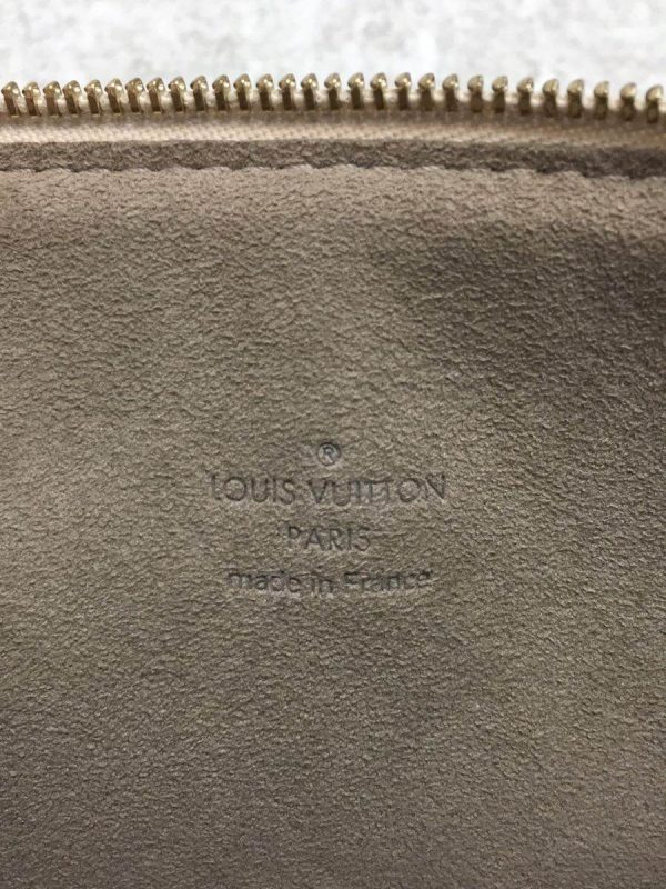 4 Louis Vuitton Pochette Accessoire Monogram Multicolor Black Noir