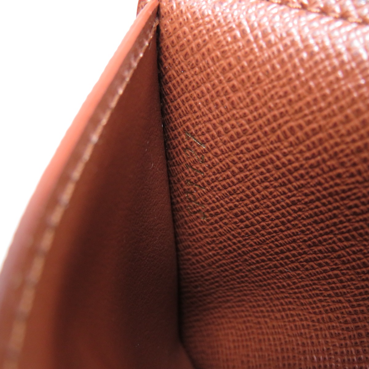 Louis Vuitton Portefeuille Victorine Monogram Canvas Bifold Wallet - Image 8