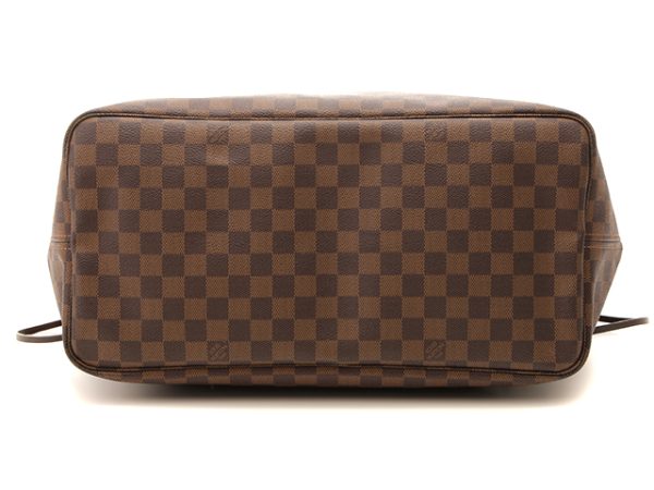 5 Louis Vuitton Neverfull GM Damier