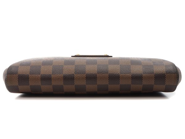 5 Louis Vuitton Eva Damier