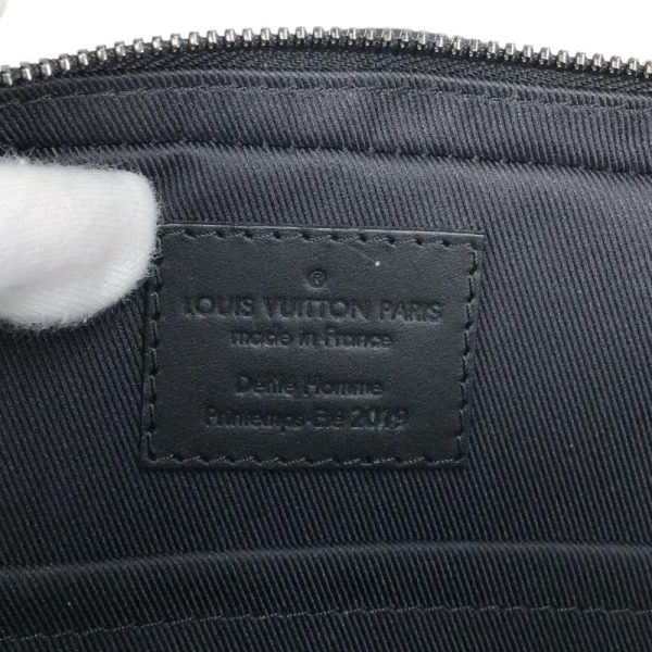 5 Louis Vuitton Utility Front Bag Monogram Noir