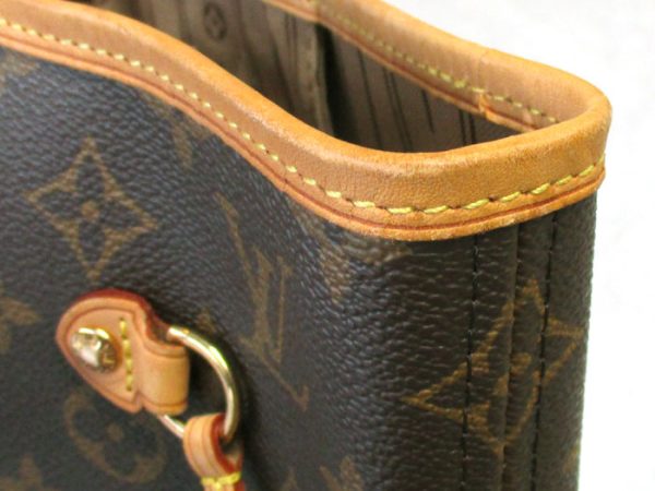 5 Louis Vuitton Neverfull MM Tote Bag Monogram