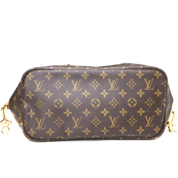 5 Louis Vuitton Neverfull MM Monogram Canvas Brown