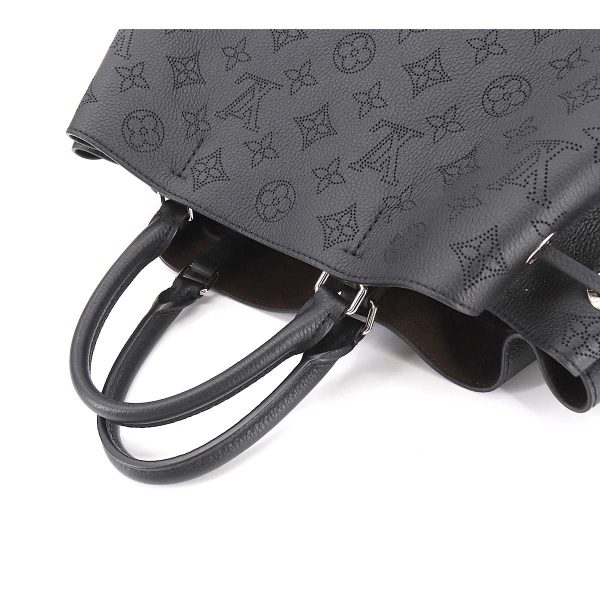 5 Louis Vuitton Mahina Bell Shoulder Bag Leather Noir Black