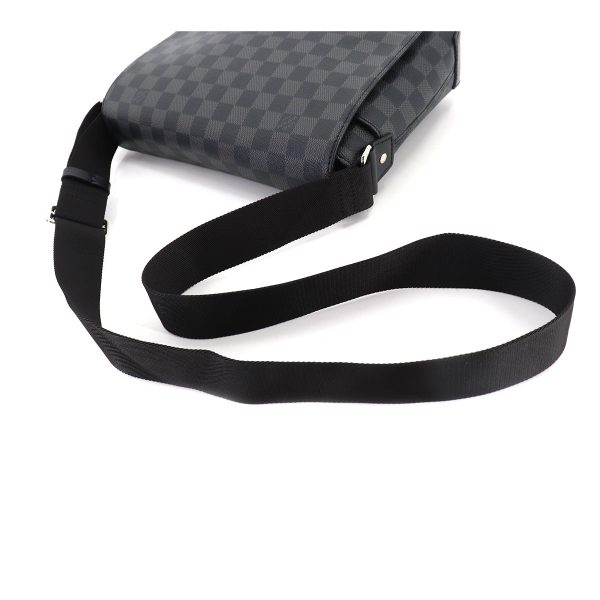 5 Louis Vuitton Damier Graphite District PM NV2 Shoulder Bag Black