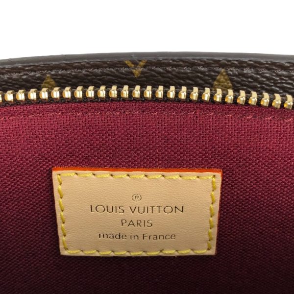 6 Louis Vuitton Petit Palais PM Monogram Handbag