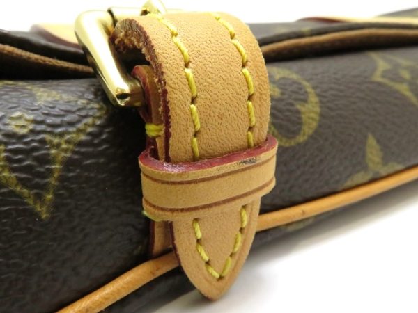 6 Louis Vuitton Pochette Marelle Monogram Shoulder Bag