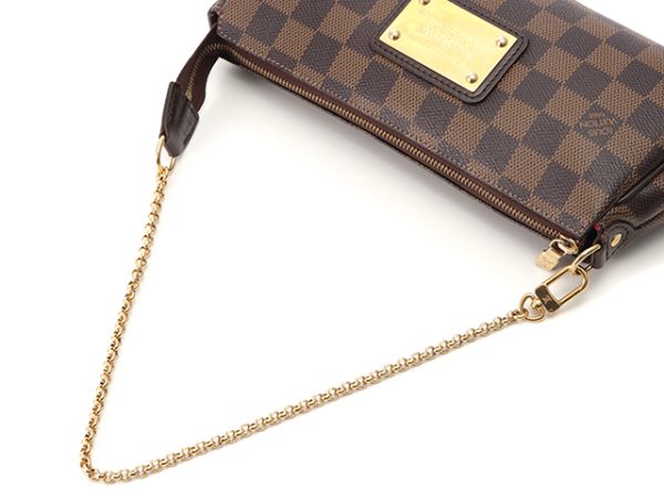 6 Louis Vuitton Eva Damier