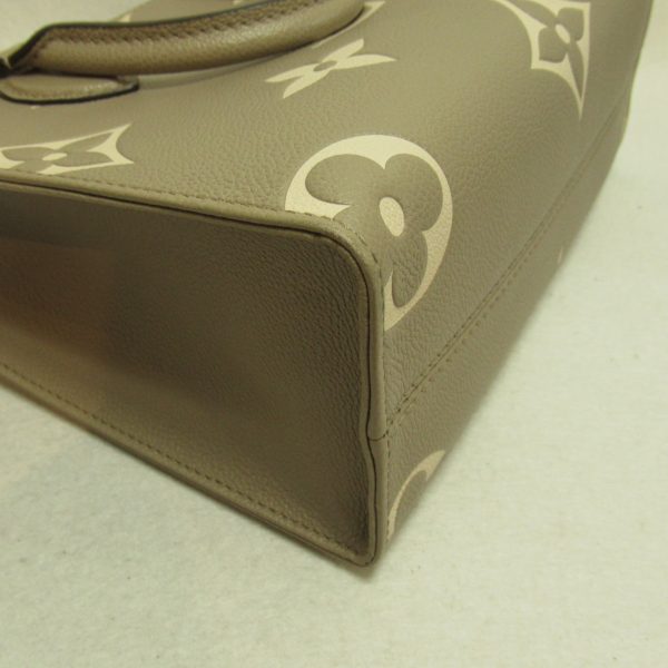 6 Louis Vuitton On The Go PM Handbag Leather Monogram Implant