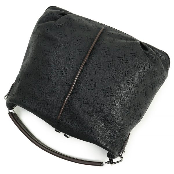 6 Louis Vuitton Beaubourg Hobo MM Mahina Leather Shoulder Bag Black