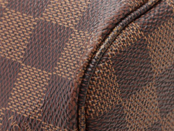 6 Louis Vuitton Neverfull PM Tote Bag Damier