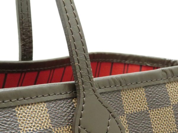 7 Louis Vuitton Neverfull MM Damier