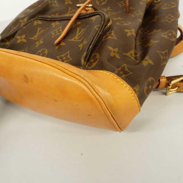 7 Louis Vuitton Rucksack Monogram Montsouris Backpack MM