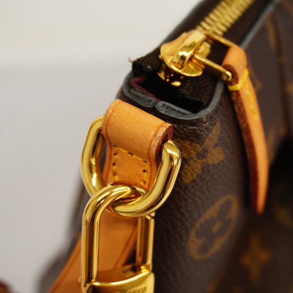 7 Louis Vuitton Monogram Turenne PM Shoulder Bag