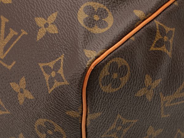 8 Louis Vuitton Speedy 35 Monogram