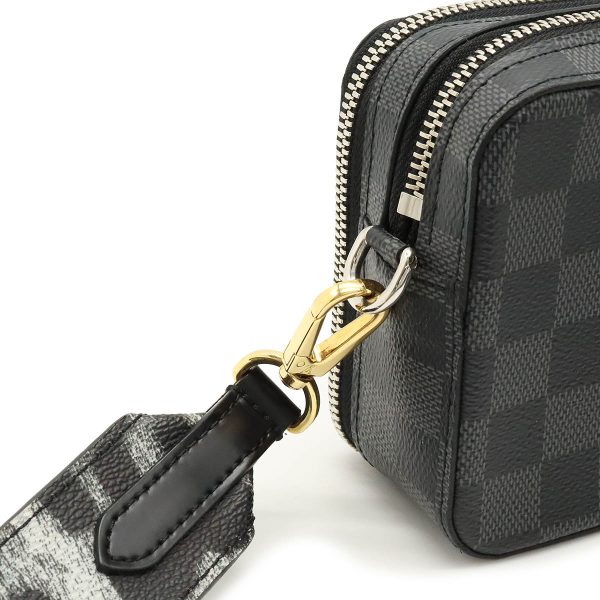 8 Louis Vuitton Damier Graphite Alpha Wearable Wallet