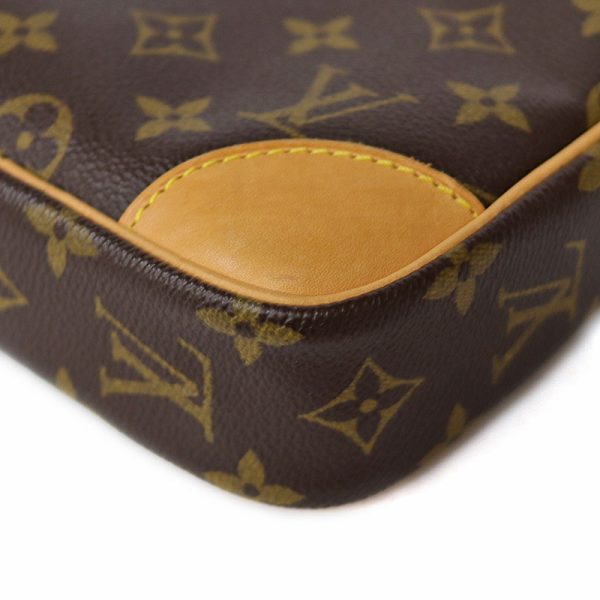 8 Louis Vuitton Danube Shoulder Bag