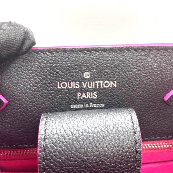 8 Louis Vuitton Lock Me Bucket Noir Fuchsia Leather 2way Shoulder Bag