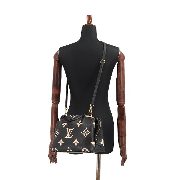 8 Louis Vuitton Bicolor Monogram Emplant Petit Palais PM Shoulder Bag Black Beige