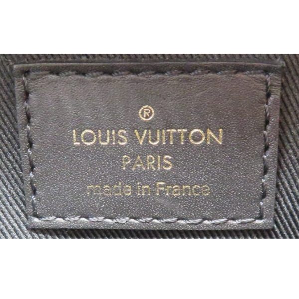 8 Louis Vuitton Saintonge Monogram Noir Shoulder Bag