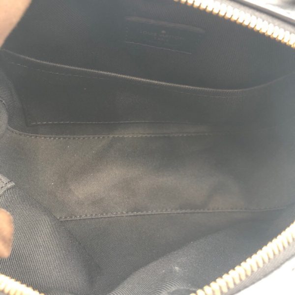 9 Louis Vuitton Saintonge Shoulder Bag