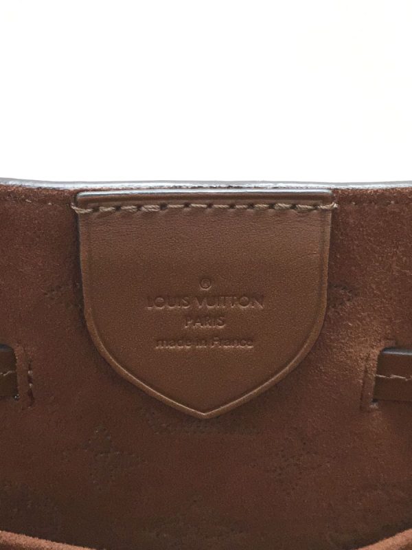 9 Louis Vuitton Tote Bag leather