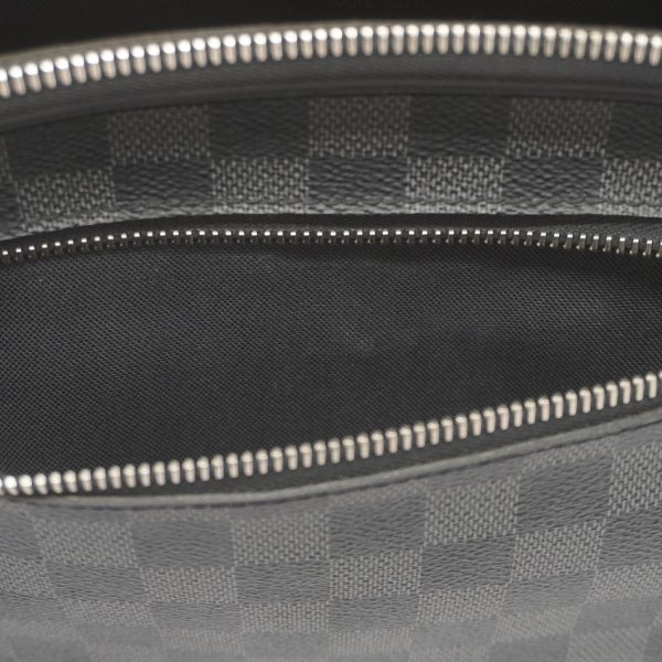 9 Louis Vuitton Body Bag Damier Graphite Ambrell