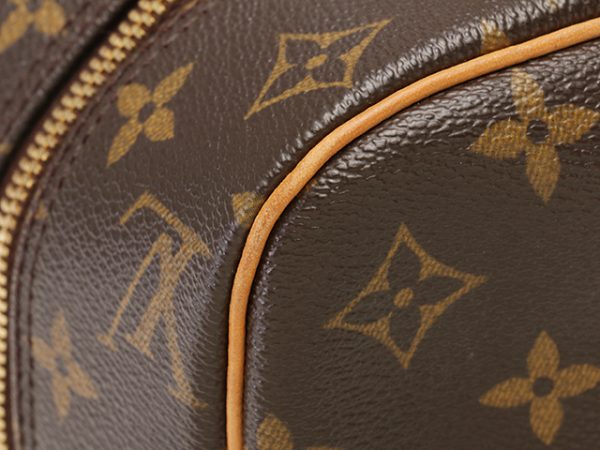 9 Louis Vuitton Cite GM Monogram