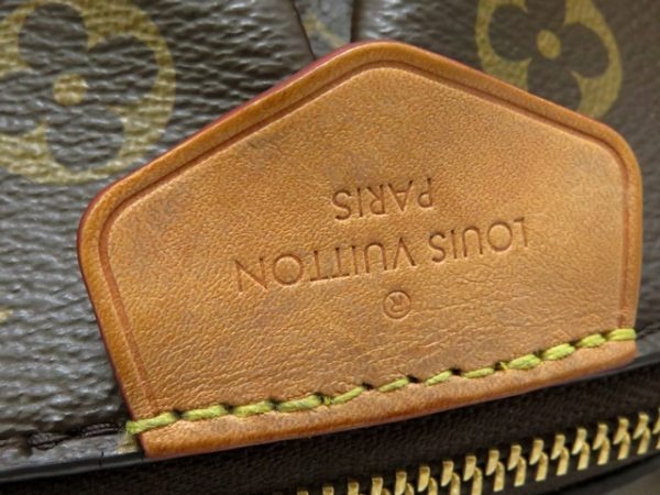 9 Louis Vuitton Boetie NM MM Monogram Shoulder Bag