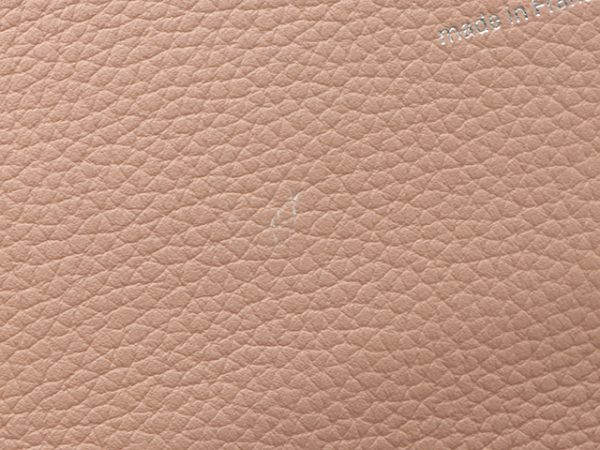 9 Louis Vuitton Portefeuille Iris Mahina Magnolia