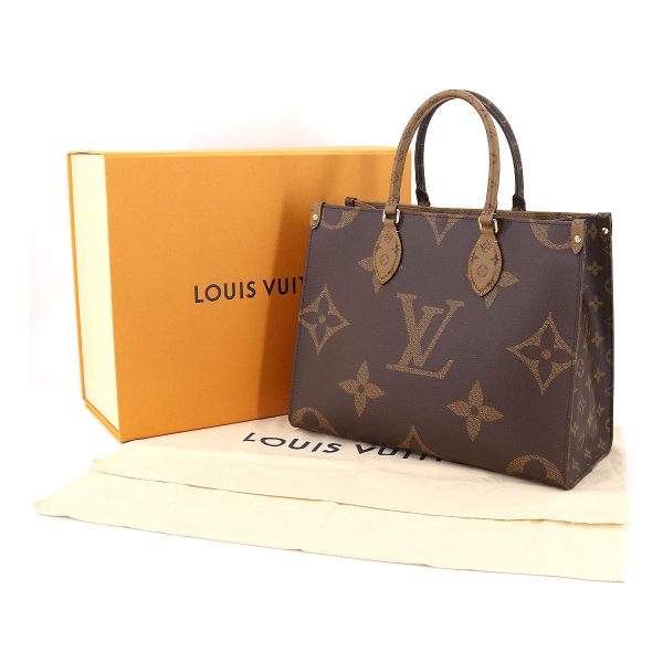 90176259 08 Louis Vuitton Giant Monogram On The Go MM 2way Tote Bag