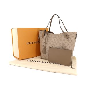 90182360 08 Louis Vuitton Musette Salsa Long Shoulder Monogram Bag