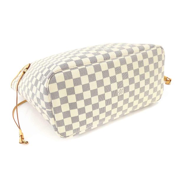 90197684 04 Louis Vuitton Damier Azur Neverfull MM Tote Bag White