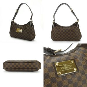 b a16860 21 Louis Vuitton Long Wallet Zippy Wallet Damier