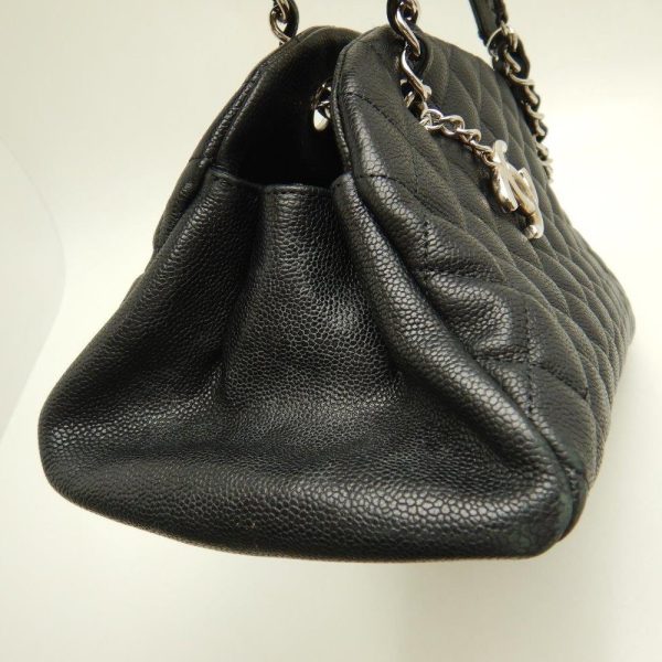 050756 5 Chanel Mademoiselle Bowling Bag Caviar Skin Black