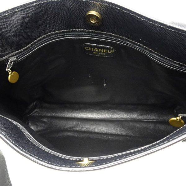 054832 6 Chanel Shoulder Tote Bag Caviar Skin Black