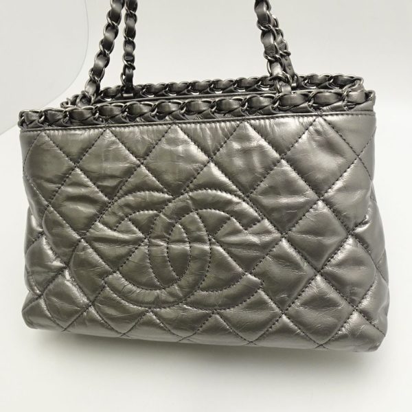 056176 6 Chanel Chain Me Tote Bag Leather Silver