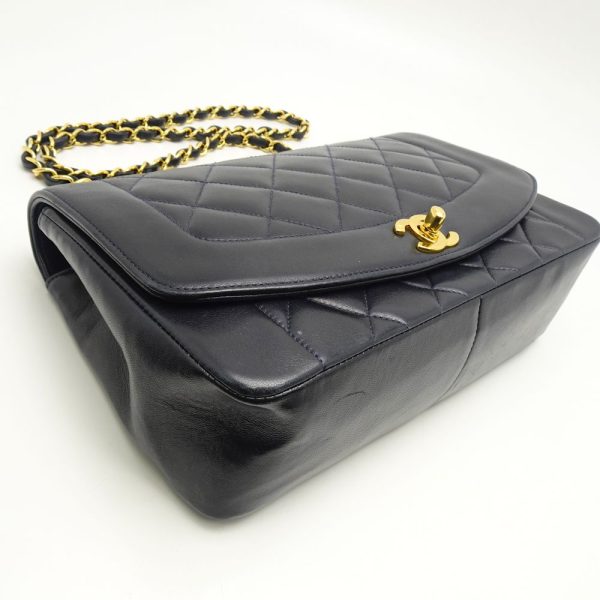 056345 4 Chanel Matelasse Chain Shoulder Bag Diagonal Lambskin Navy