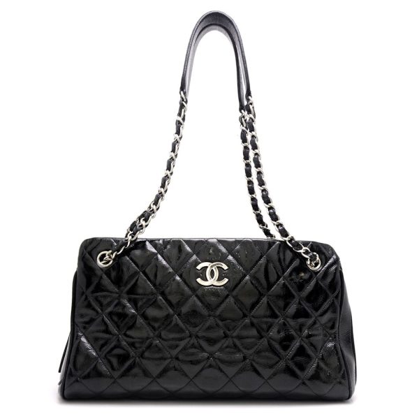 056485 10 Chanel Chain Tote Bag Matelasse Patent Leather Black