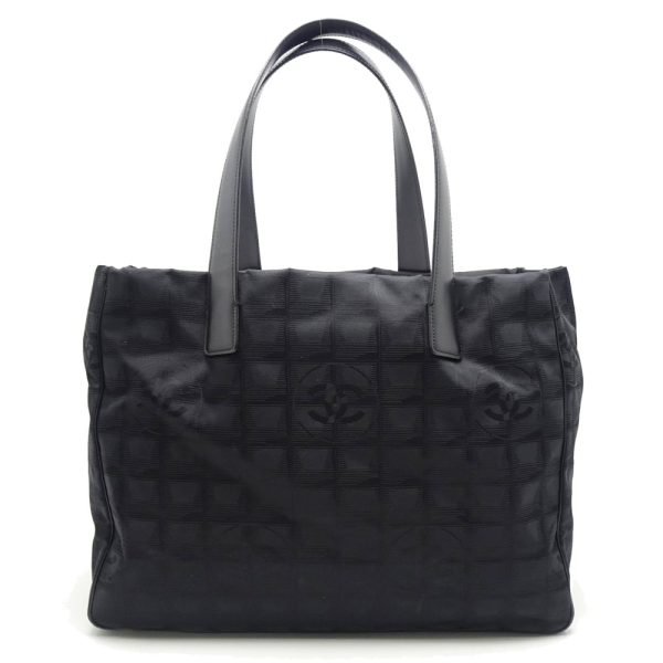 056716 10 Chanel New Travel Line Tote Bag MM Nylon Black