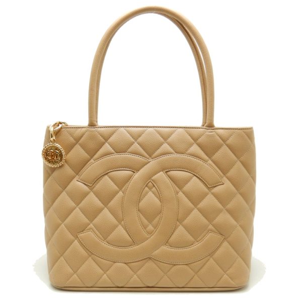 057813 10 Chanel Reissue Tote Bag Caviar Skin Beige x Gold Metal Fittings