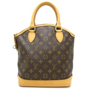 1 Gucci Black Matelassé Leather GG Marmont Belt Bag 9538