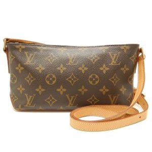 1 Louis Vuitton Damier Messenger Melville Shoulder Bag