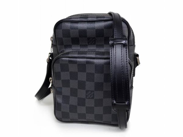 1 Louis Vuitton Rem Bag Messenger Bag