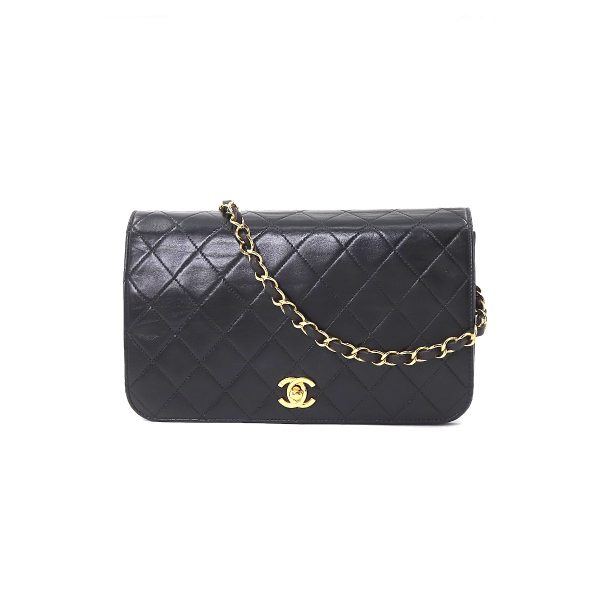 1 Chanel Matelasse Chain Shoulder Bag Leather Black Gold Metal Fittings