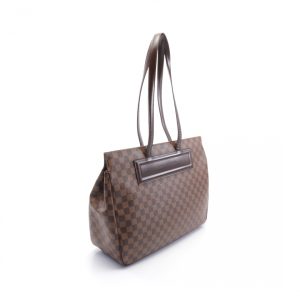 1 Louis Vuitton Black Leather LockMe II Bag