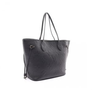 1 Bottega Veneta Intrecciato Pouch Body Bag Black